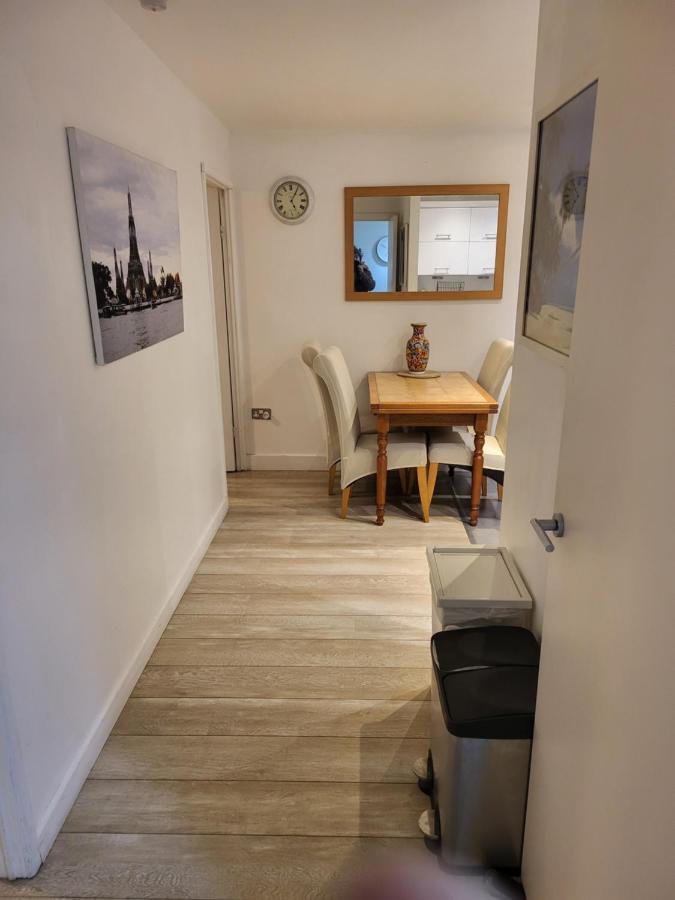 Walking To Tower Bridge Apartman London Kültér fotó